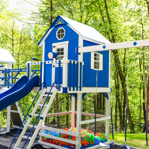 Bright White w Blue Playhouse, Blue Accessories and Blue Accents