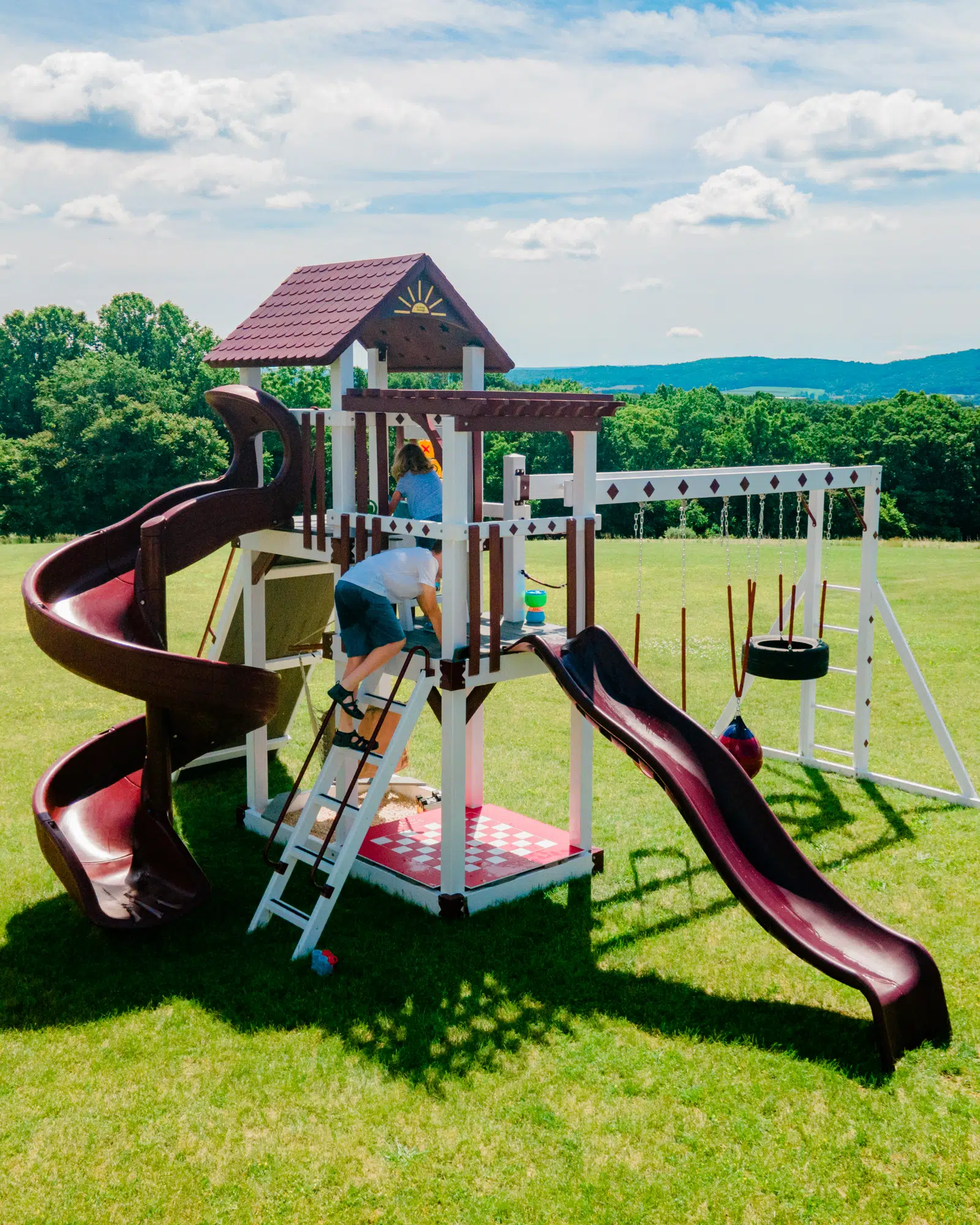 Bright White w Red Accessories and Red Accents